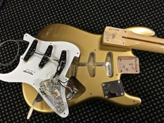 Fender American Vintage Stratocaster 1959 Aztec Gold - Closer look